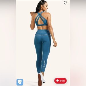 Peloton Move Mission Seam Legging and Sports Bra XS